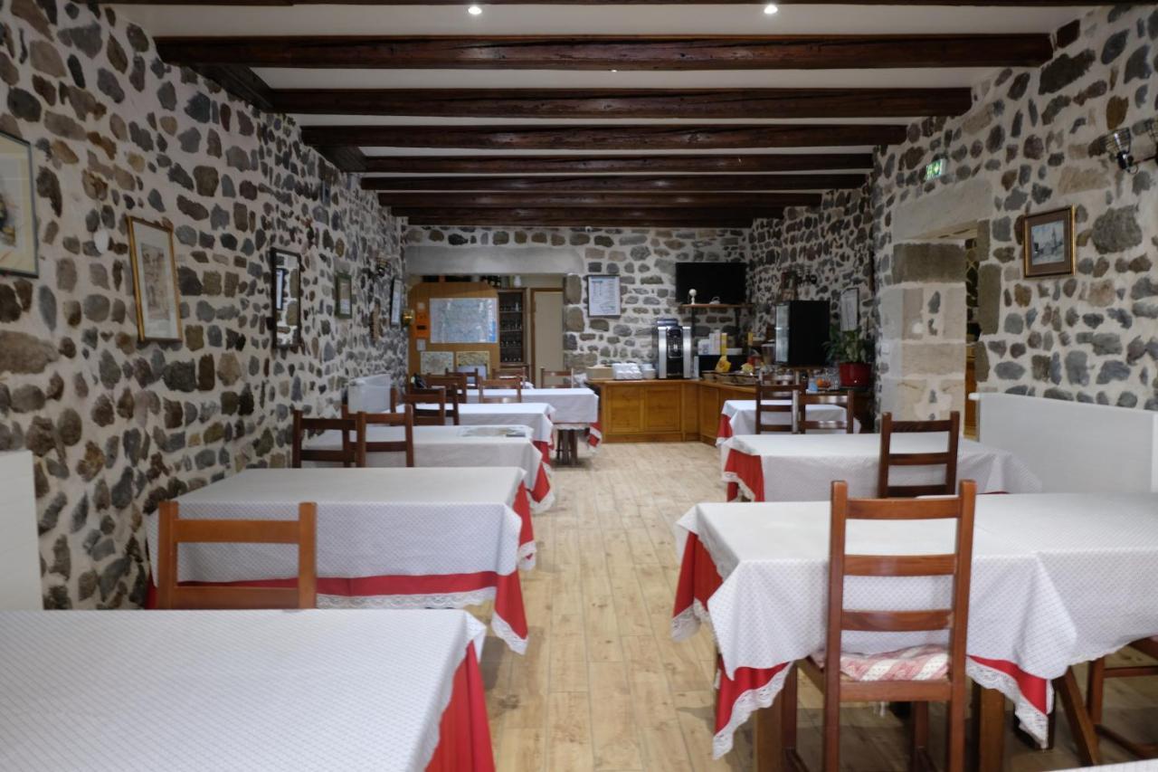 Le Bilboquet Hotel Le Puy-en-Velay Bagian luar foto