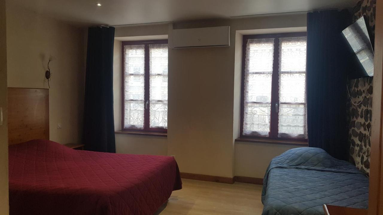 Le Bilboquet Hotel Le Puy-en-Velay Bagian luar foto